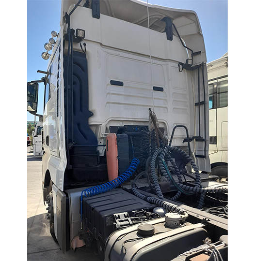 TRACTO CAMION MAN
