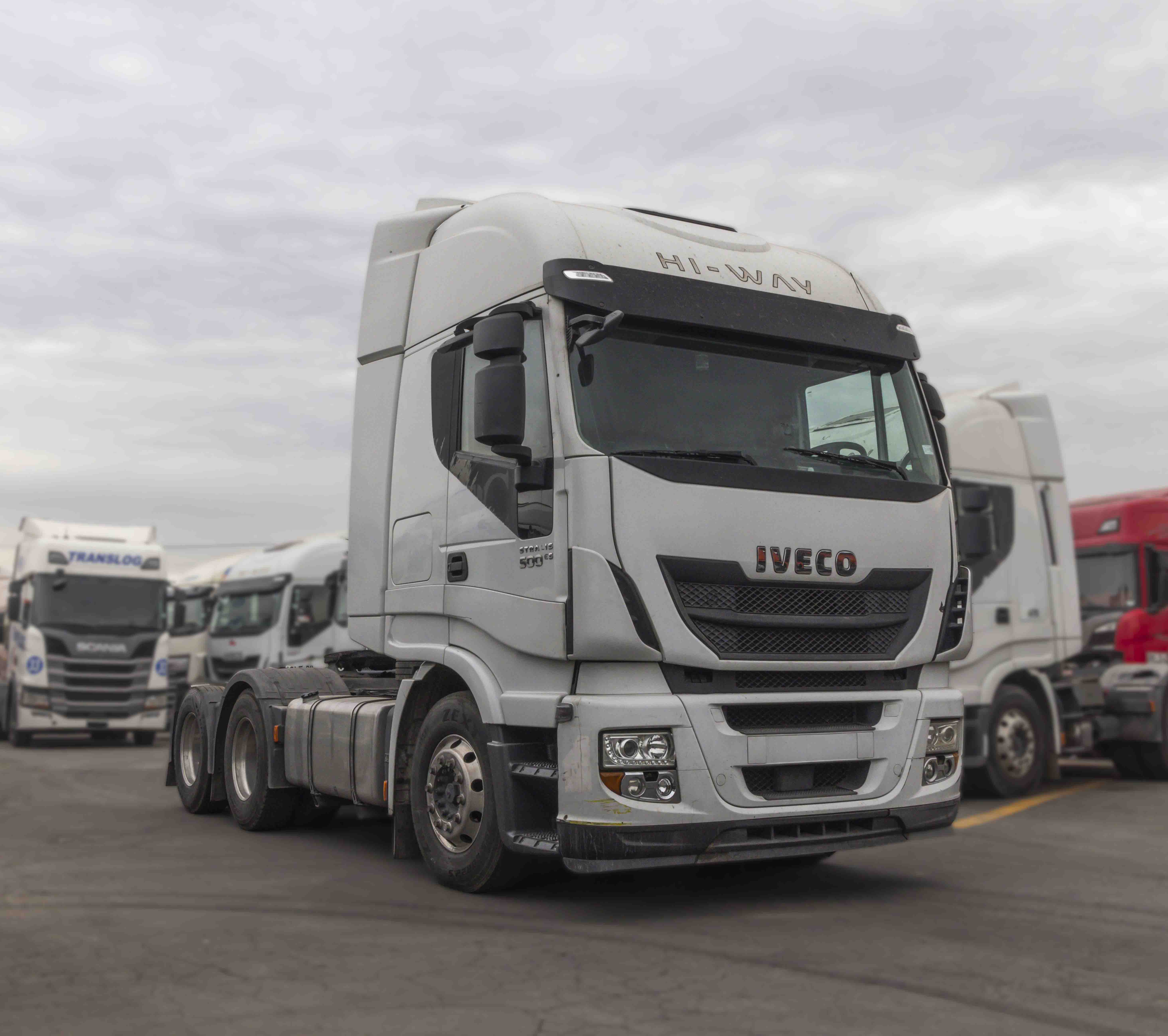 TRACTO CAMION IVECO 131