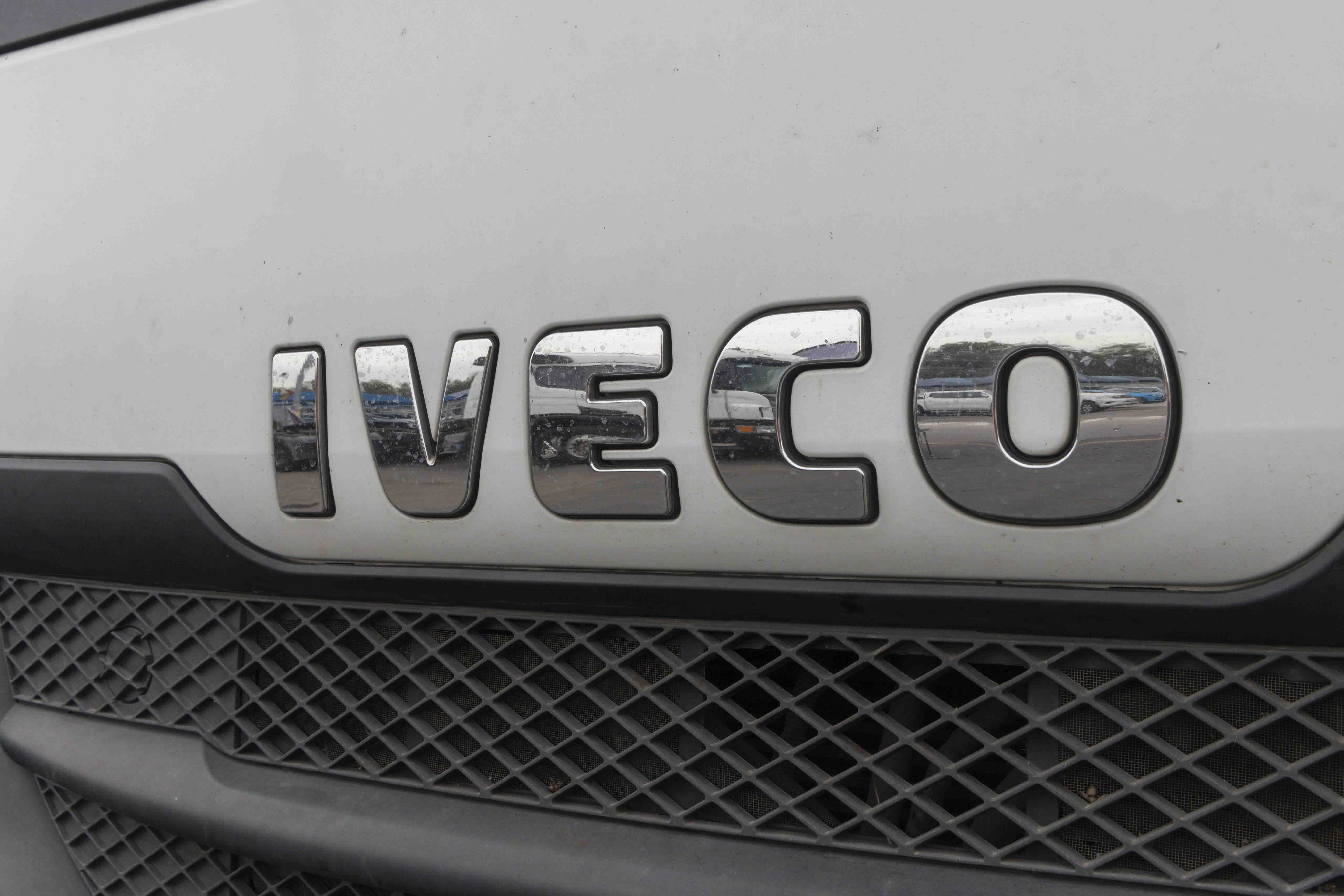 TRACTO CAMION IVECO 131