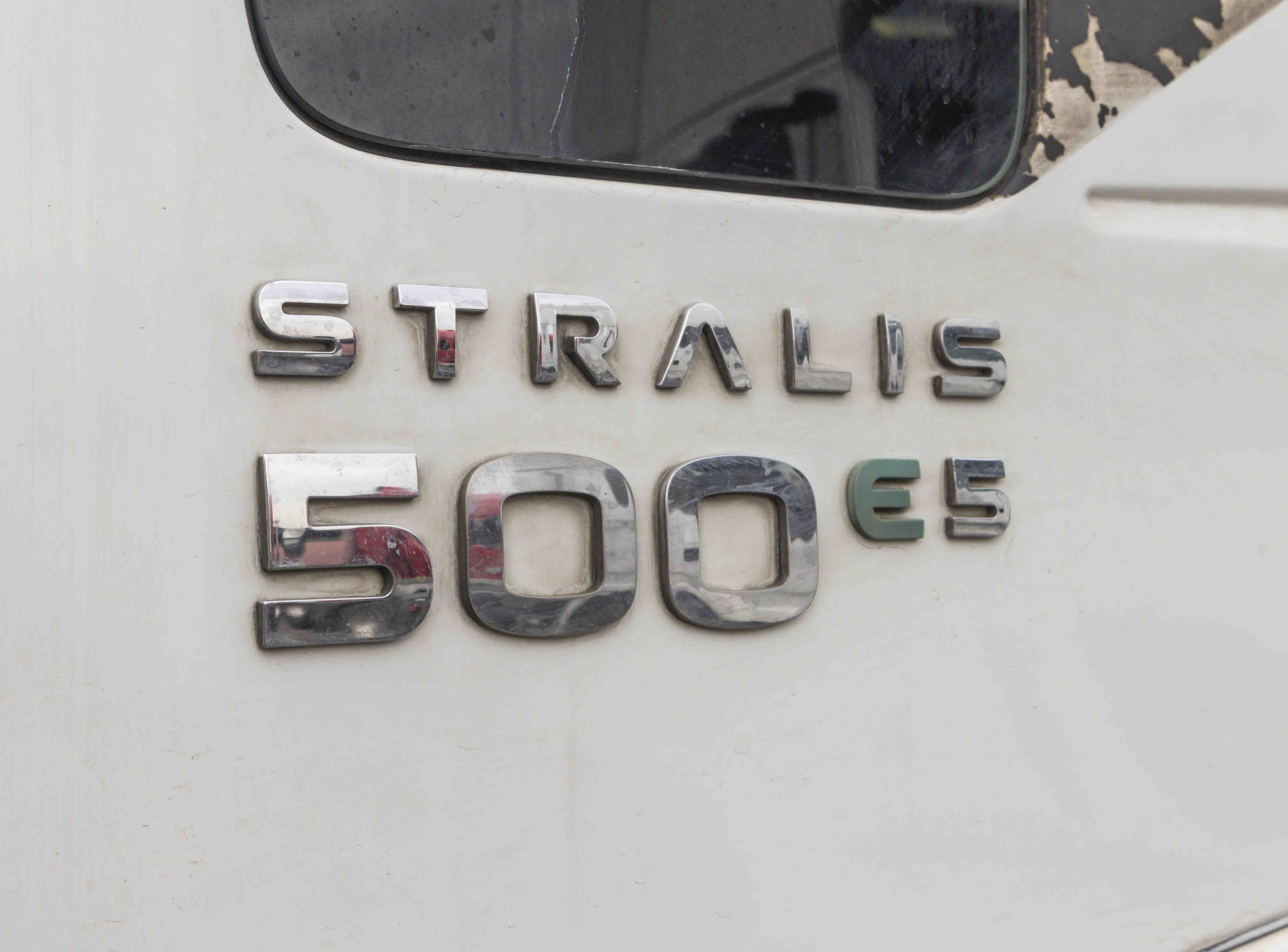 TRACTO CAMION IVECO 131