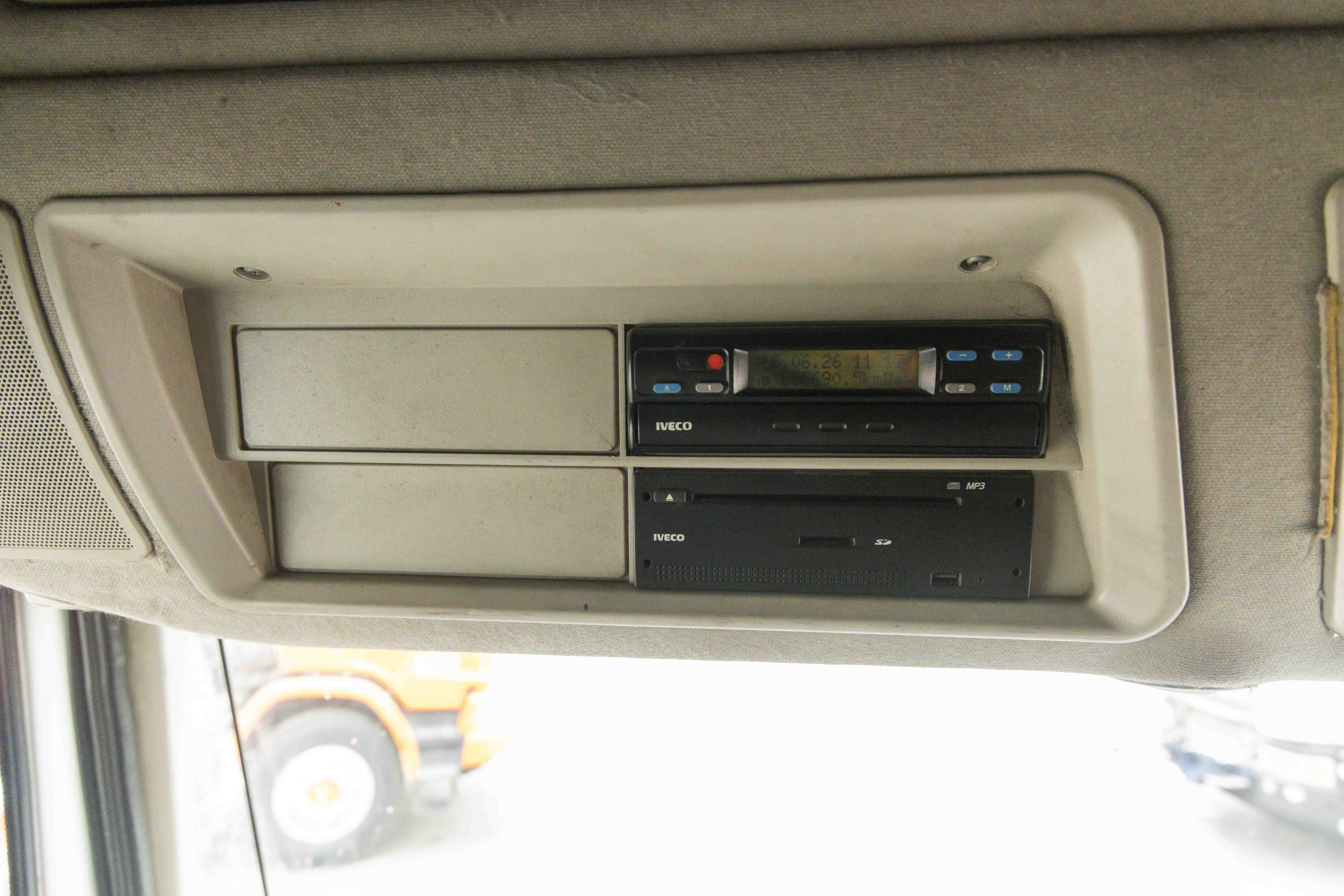 TRACTO CAMION IVECO 131