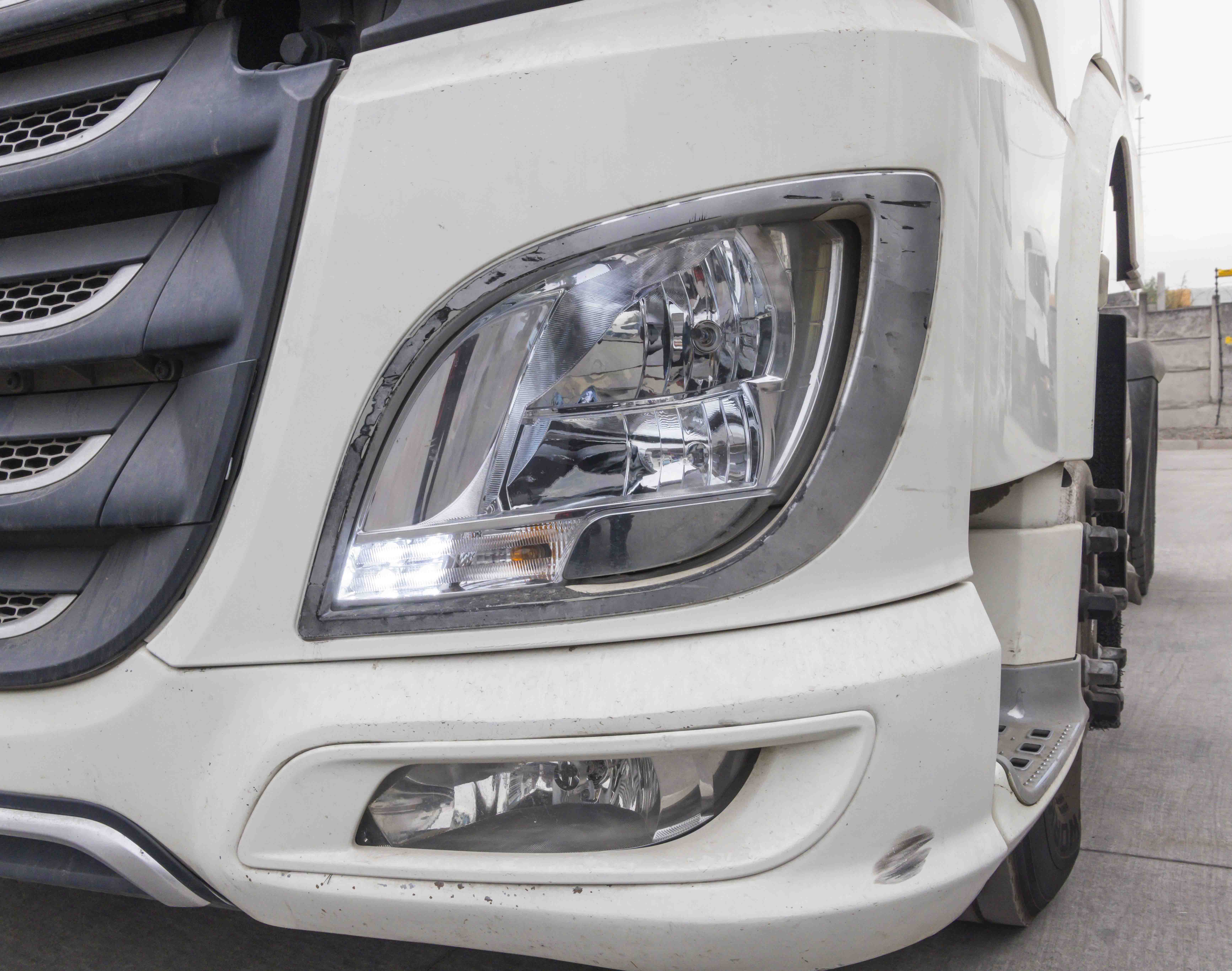 TRACTO CAMION DAF 141
