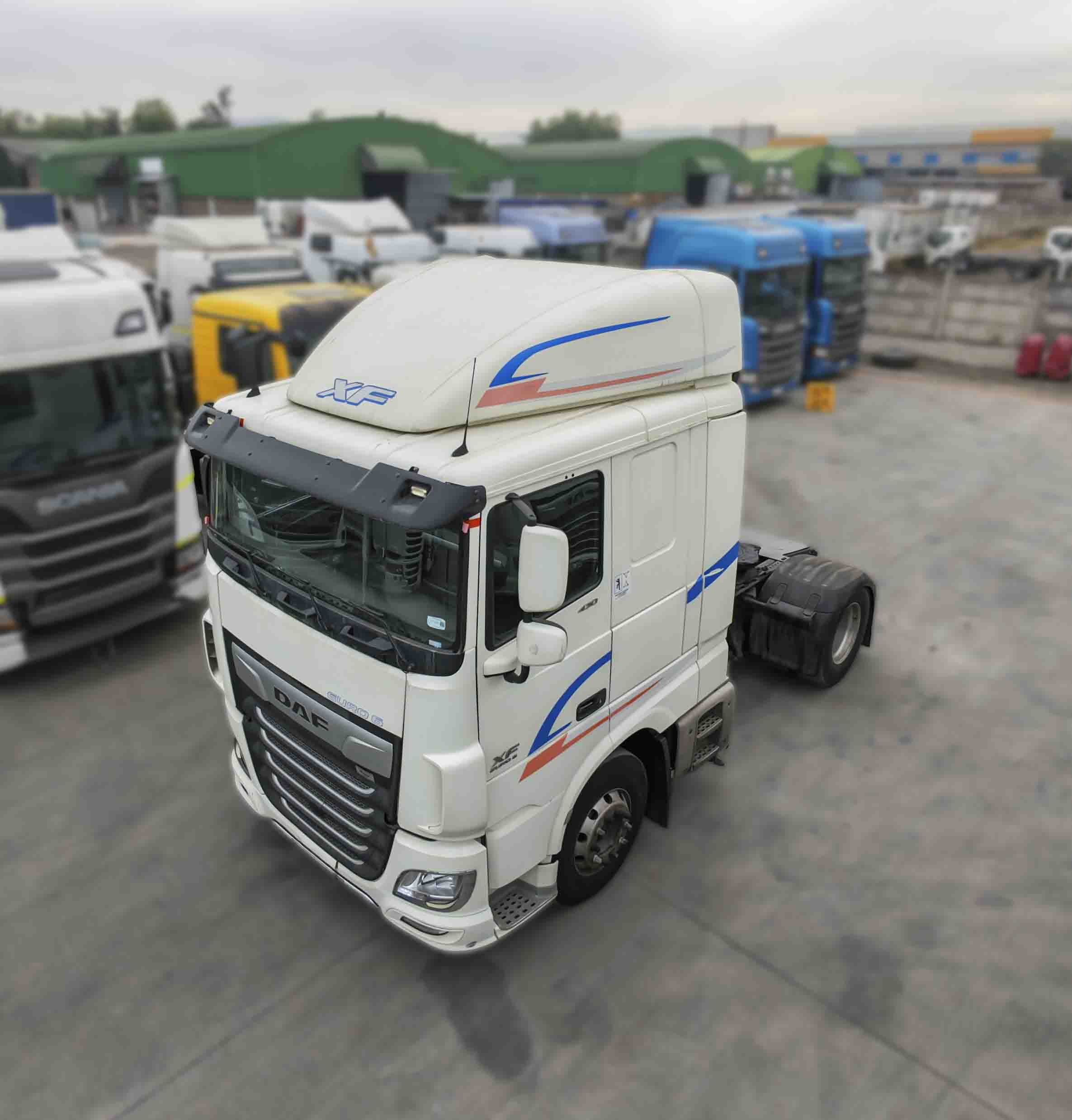 TRACTO CAMION DAF 141