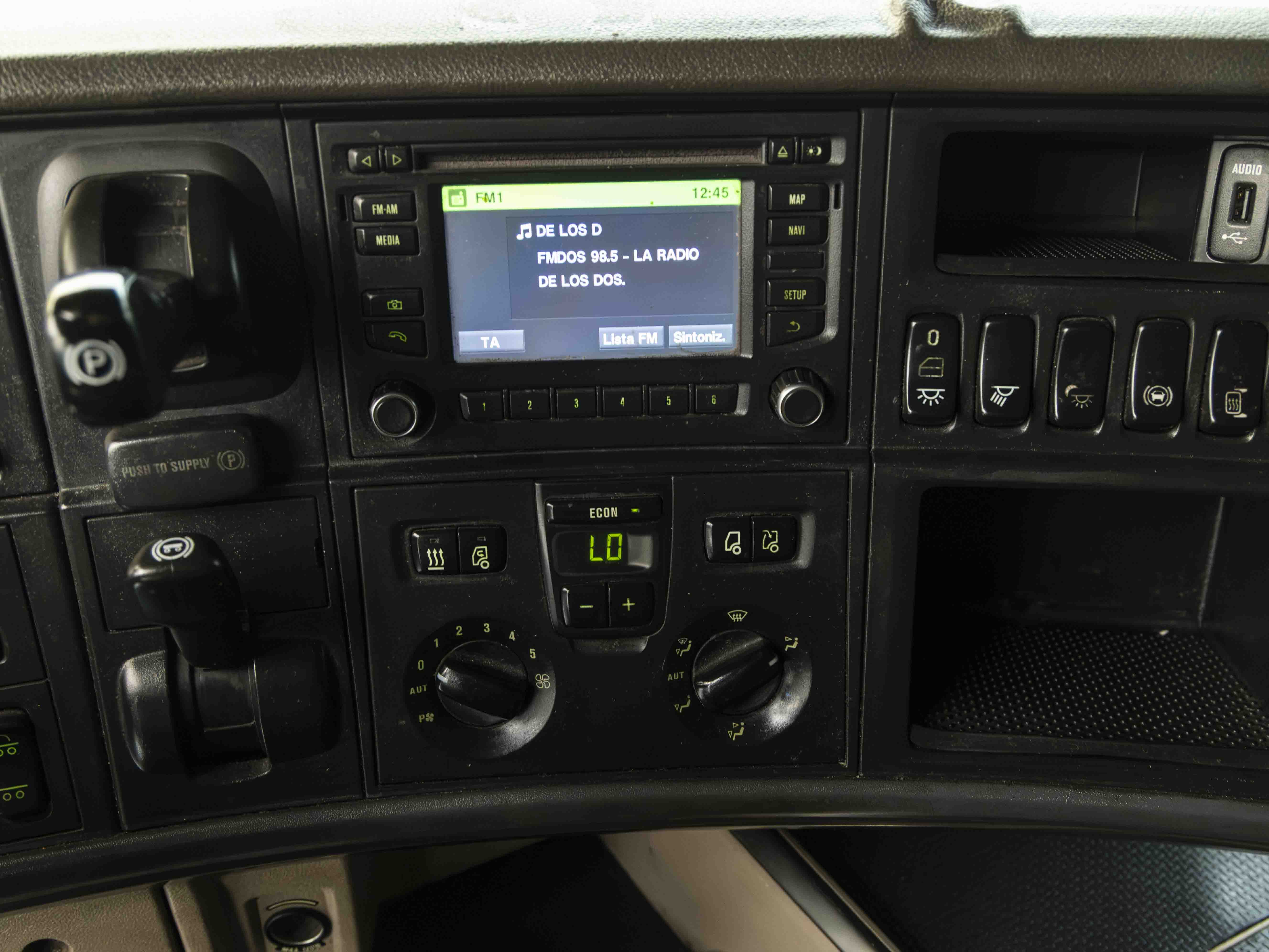 Scania Tracto Camión 153.1 - foto 6
