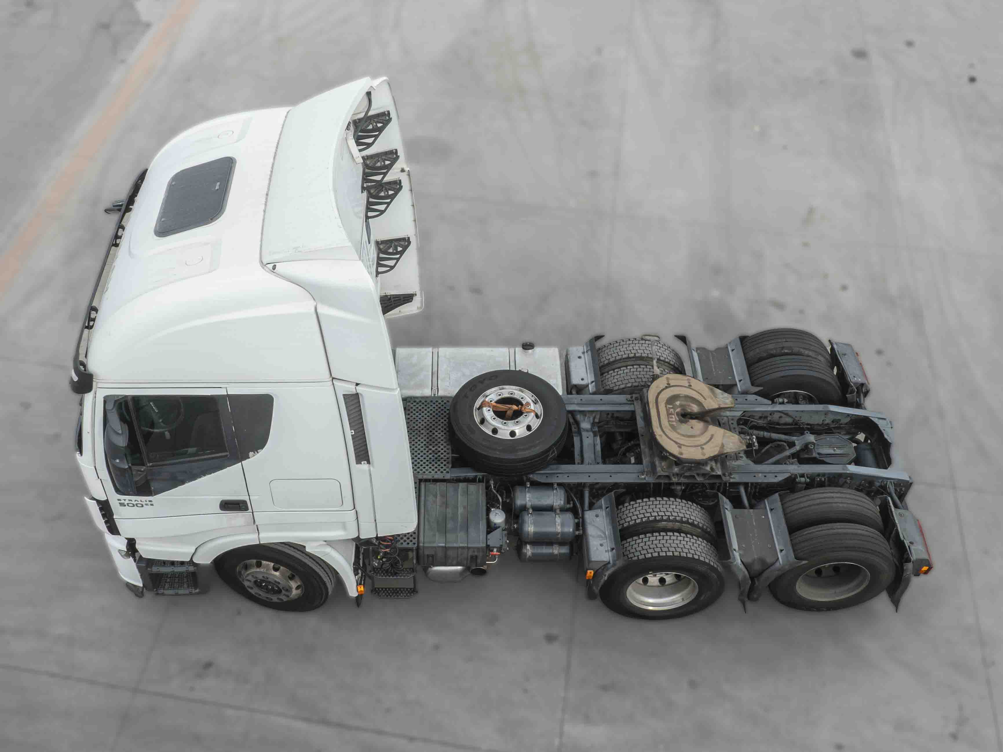 IVECO Tracto Camión 160 - foto 8