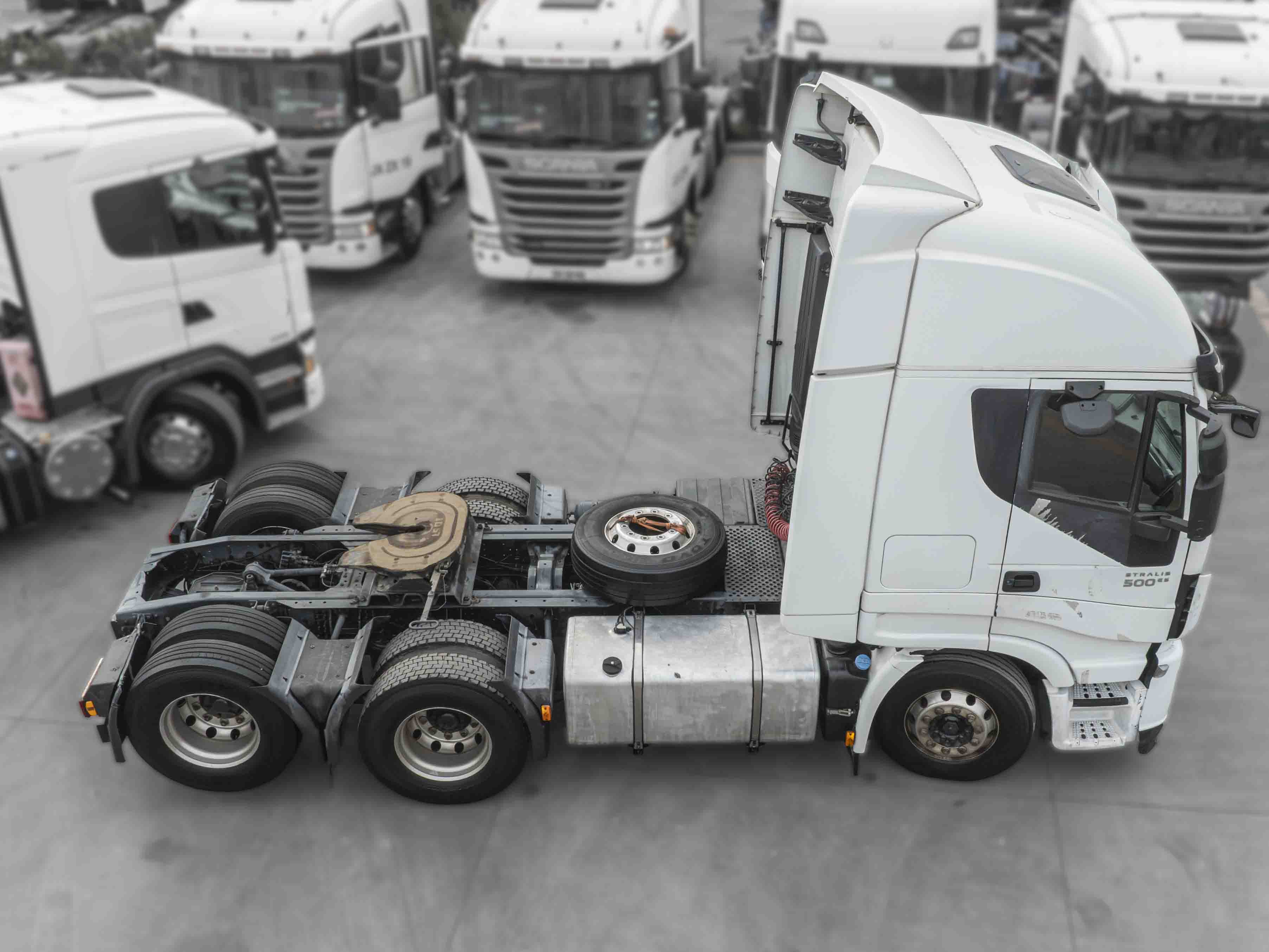 IVECO Tracto Camión 160 - foto 11